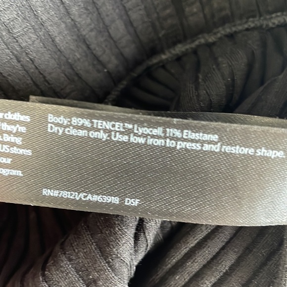 Eileen Fisher Black Ribbed pull on ankle pants - Picture 6 of 6